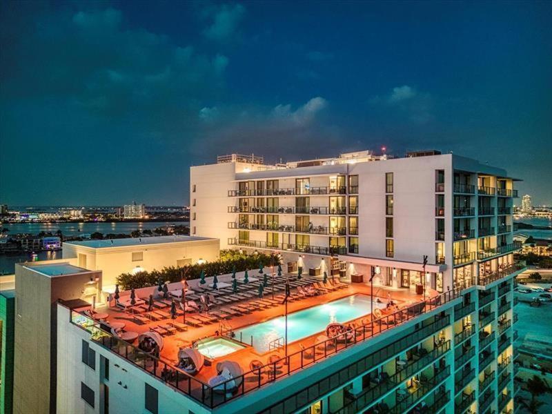 1612 - Beachfront Condo Clearwater Beach Zewnętrze zdjęcie